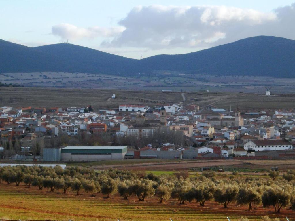 Los Laureles Casa Rural Urda Zewnętrze zdjęcie